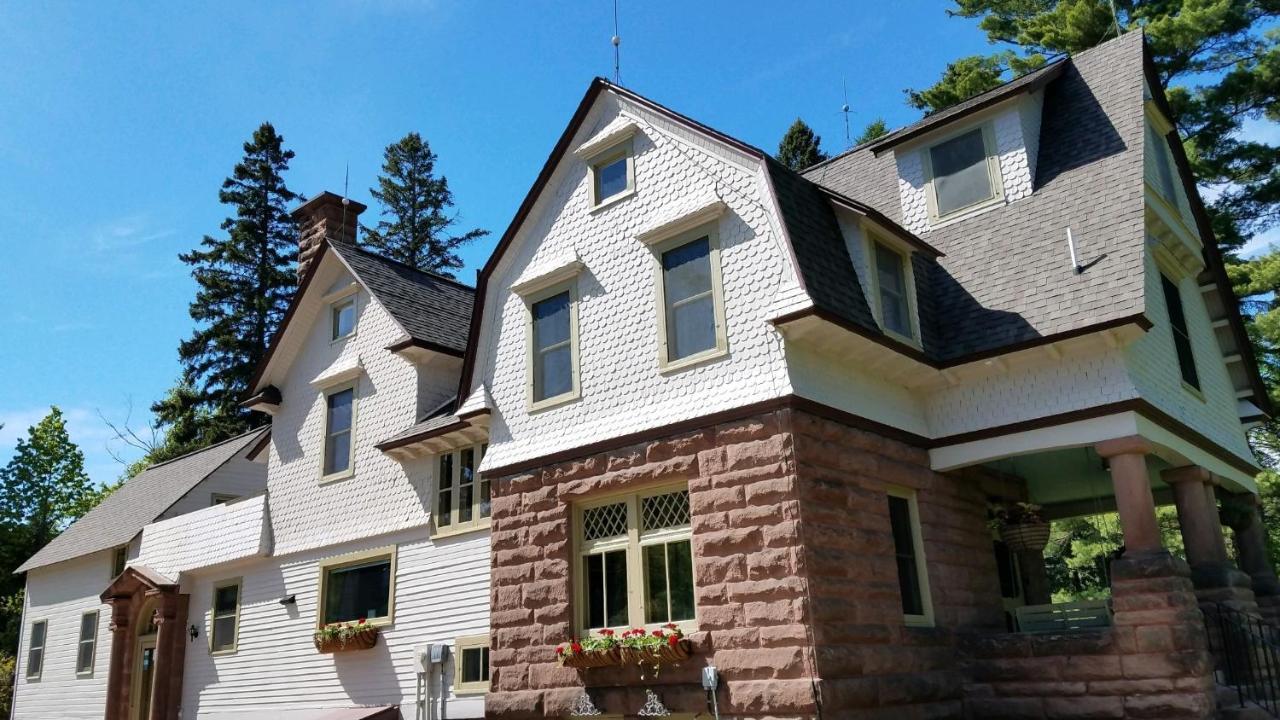 בייפילד Pinehurst Inn Bed & Breakfast מראה חיצוני תמונה